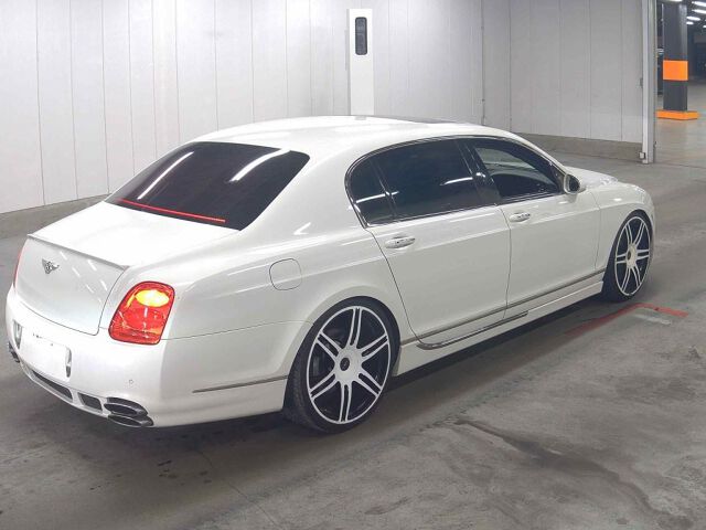 Bentley Continental Flying Spur