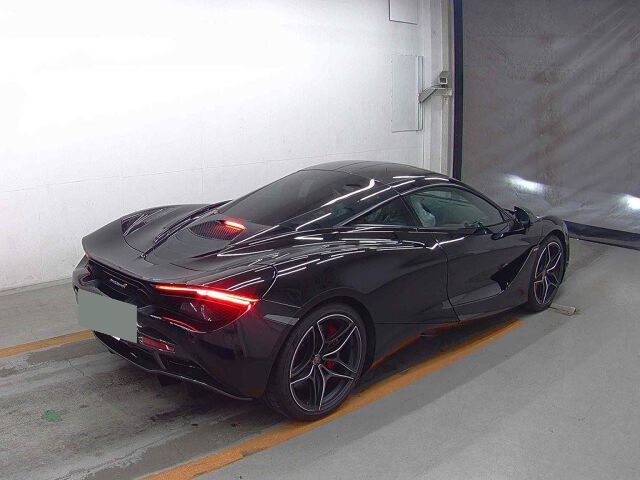 McLaren 720S Performance Launch E